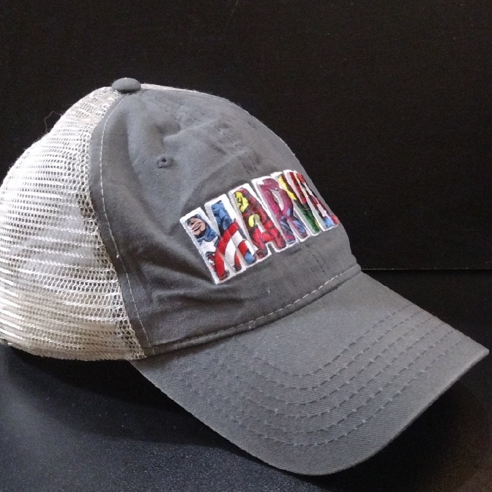 Marvel Trucker Hat - Avengers - Comics